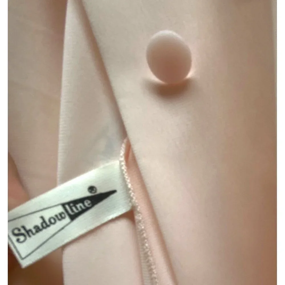 size M pink Shadowline nylon‎ vintage gown/robe set lace trim button front